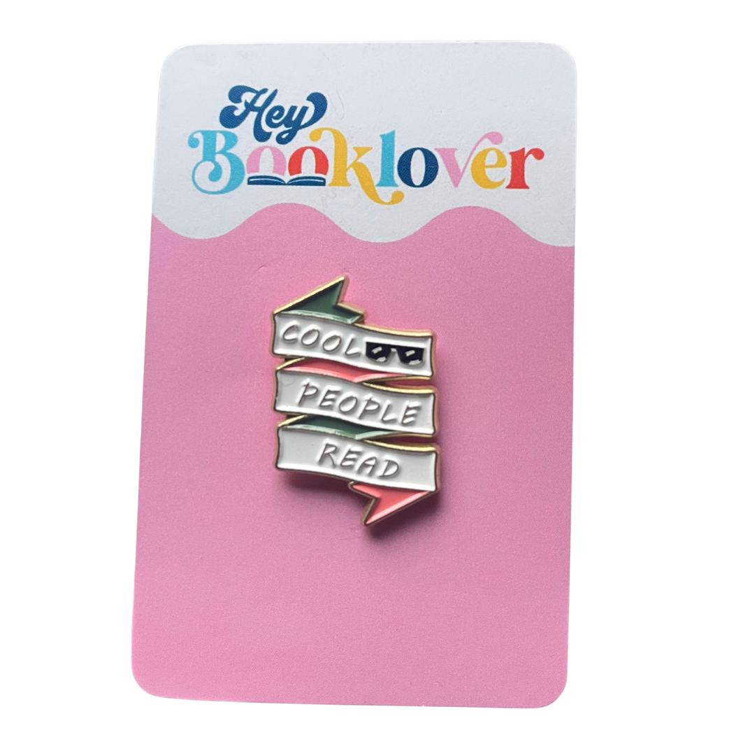 Cool People Read Pin Badge